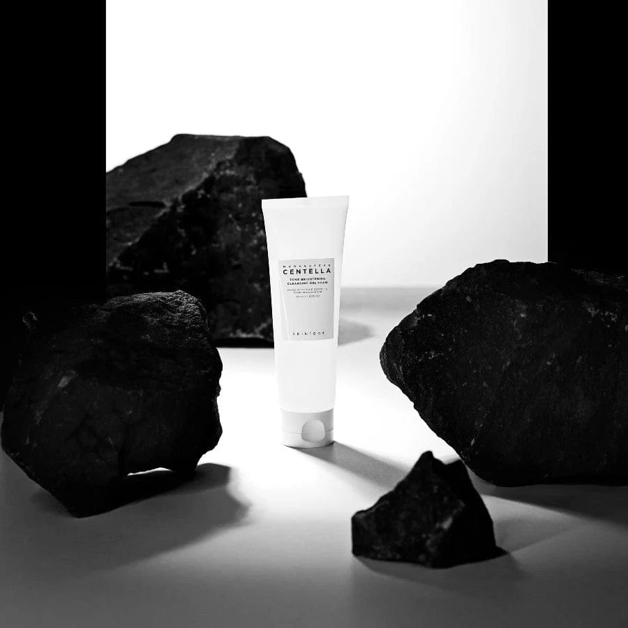 SKIN1004 Madagascar Centella -Tone Brightening Cleansing Gel Foam 125ml || Gentle Dark spot Correcting Gel Foam